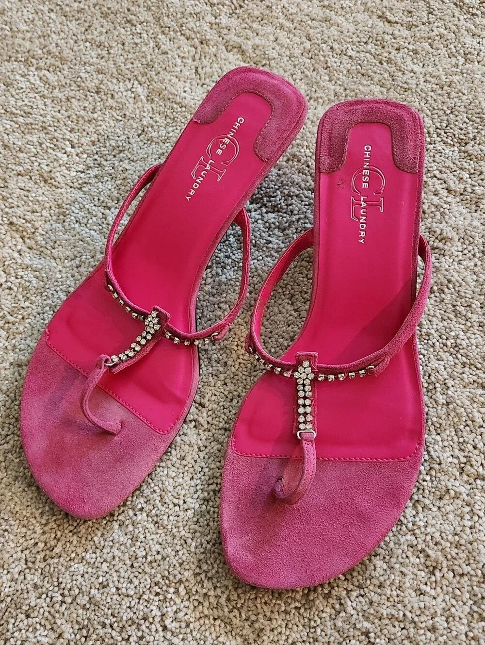 Y2K Vintage CL Chinese Laundry Hot Pink Rhinestone Chunky Kitten Heel Thong 9